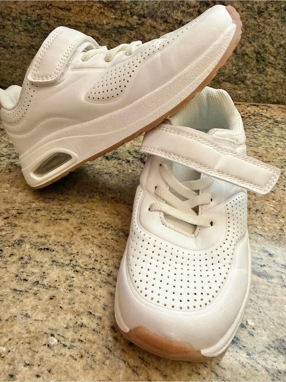 Girls White Athletic Sneakers with Gold Accent | size 13 | NWOT